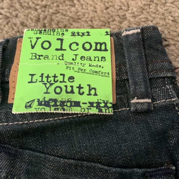 Volcom dark wash denim brand new with tags - Picture 6 of 6